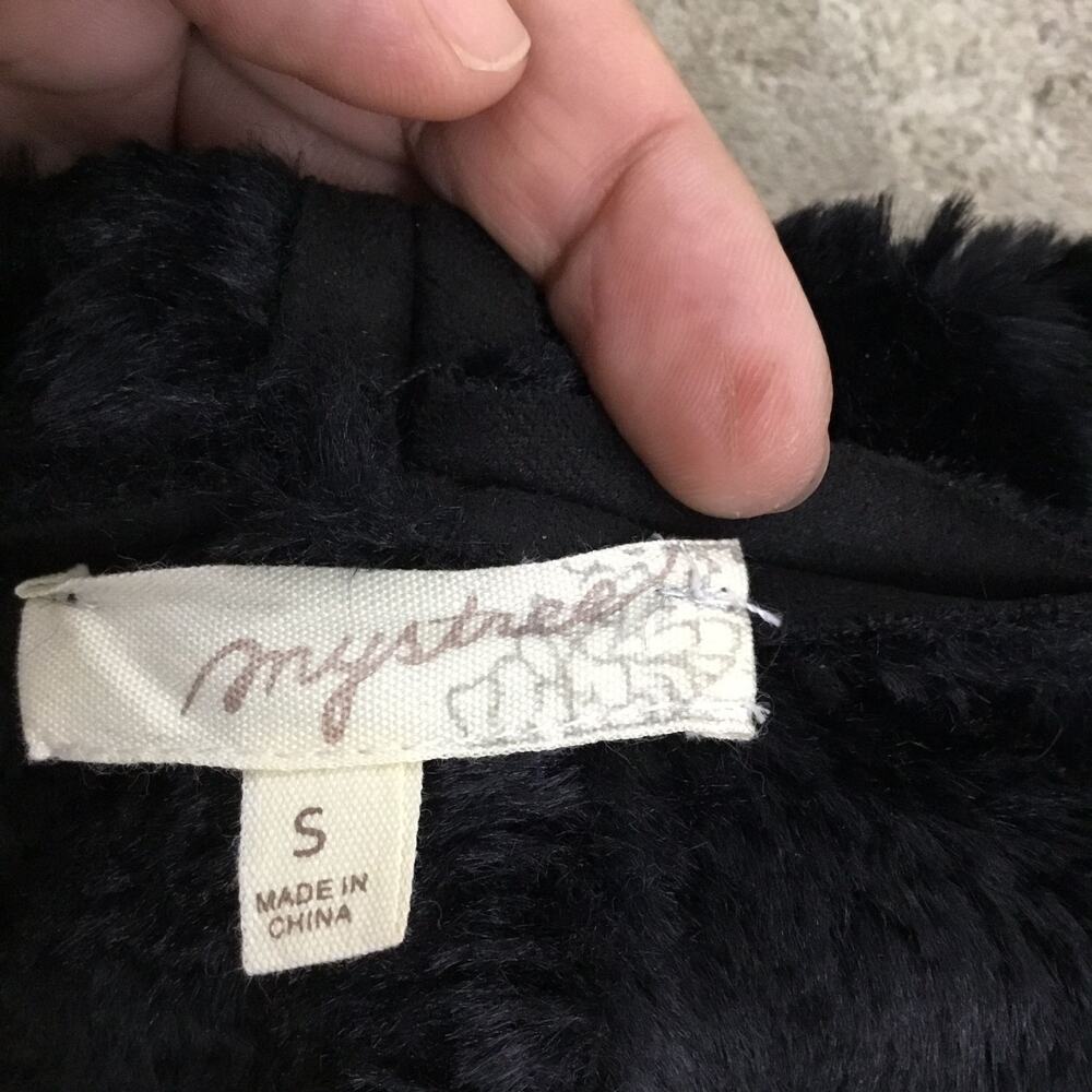 MYSTREE Black Faux Fur Vest Stylish Mid-Length Sz S - Picture 6 of 6